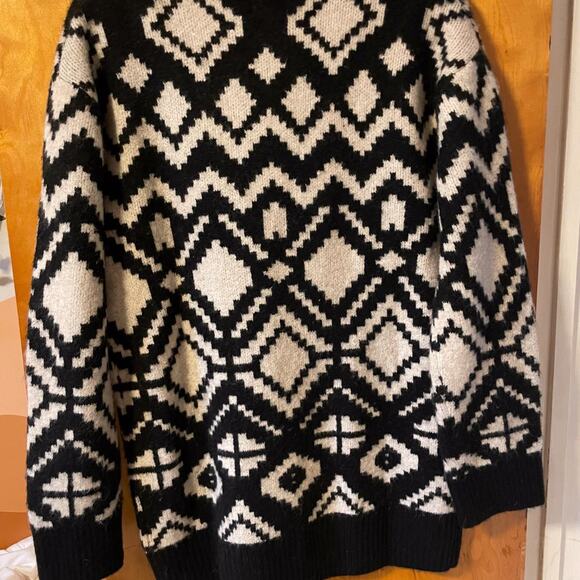 Cozy Winter Sweater - Picture 2 of 4